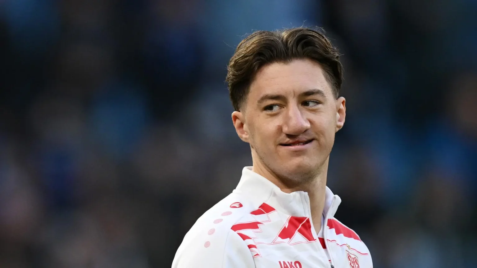 Angelo Stiller Nase: Warum seine Nase viele Fans interessiert angelo stiller nase