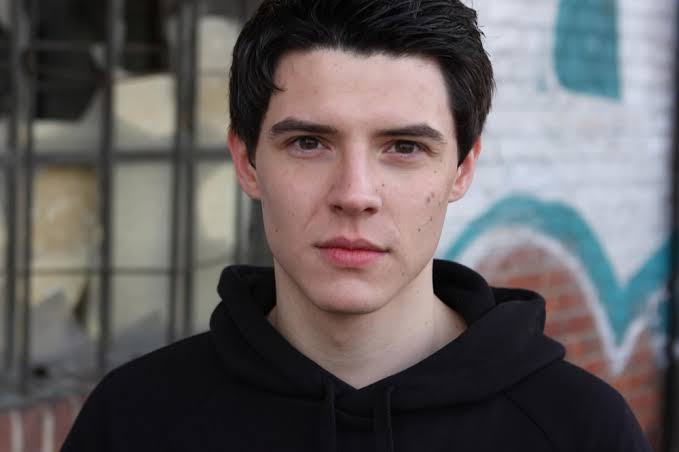 Benjamin Strecker – Biografie, Karriere, Filme, Serien und Privatleben njamin strecker